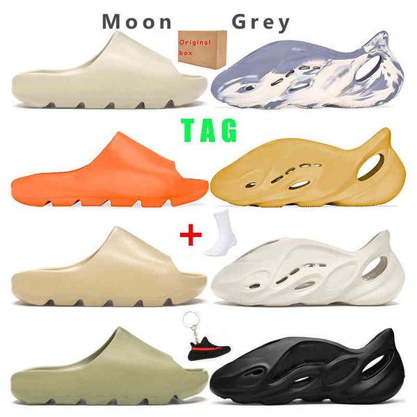 2021 kanye slides shoes slippers moon grey platform sandals sneakers mens womens foam runner desert sand resin triple black orange bone ysj
2021 kanye slides shoes slippers moon grey platform sandals sneakers mens womens foam runner desert sand resin triple black orange bone ysj
