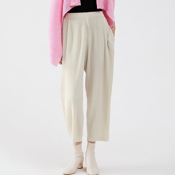 women's pants & capris casual women 2021 winter middle waist apricot korean straight loose pleated, Black;white
women's pants & capris casual women 2021 winter middle waist apricot korean straight loose pleated, Black;white