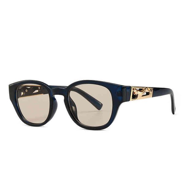 1857 round cat's-eye personalized sunglass, leaping cheetah style, gold decorative glass, female, White;black
1857 round cat's-eye personalized sunglass, leaping cheetah style, gold decorative glass, female, White;black