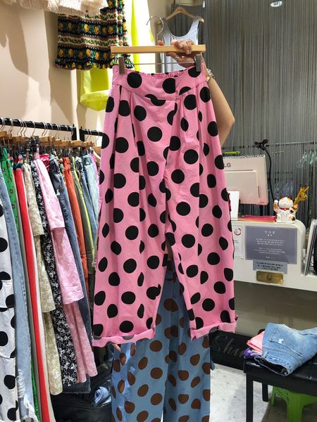 pants & capris summer chic casual loose elastic waist plus size pink polka dot wide leg pant women ankle length pantalones wild 210429, Black;white
pants & capris summer chic casual loose elastic waist plus size pink polka dot wide leg pant women ankle length pantalones wild 210429, Black;white