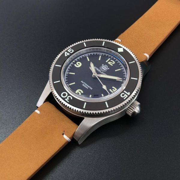 wristwatches steeldive 1952 nh35 automatic watch men 300m dive leather mechanical watches for man bgw9 super luminous diver steel, Slivery;brown
wristwatches steeldive 1952 nh35 automatic watch men 300m dive leather mechanical watches for man bgw9 super luminous diver steel, Slivery;brown