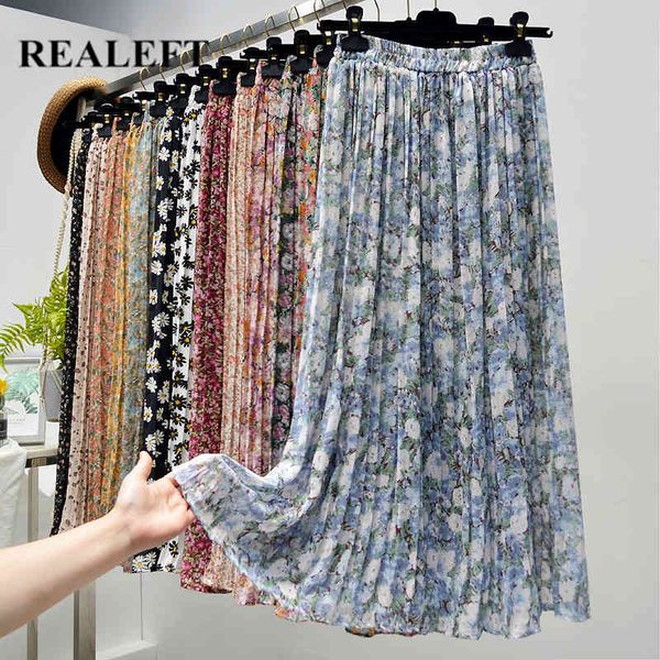 summer skirts womens vintage floral print chiffon pleated elastic high waist female casual mi-long 210428, Black
summer skirts womens vintage floral print chiffon pleated elastic high waist female casual mi-long 210428, Black
