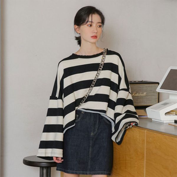 hoodies autumn korea fashion women batwing sleeve loose o-neck short pullovers cotton terry striped casual hoodies m555 z5by, Black
hoodies autumn korea fashion women batwing sleeve loose o-neck short pullovers cotton terry striped casual hoodies m555 z5by, Black