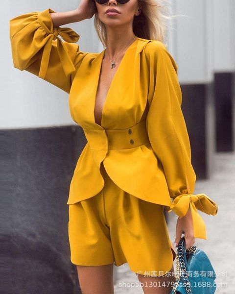 women's tracksuits sweet ladies casual yellow shorts two-piece suit v-neck long sleeve solid loose short pants set 2021 autumn pan, Gray
women's tracksuits sweet ladies casual yellow shorts two-piece suit v-neck long sleeve solid loose short pants set 2021 autumn pan, Gray