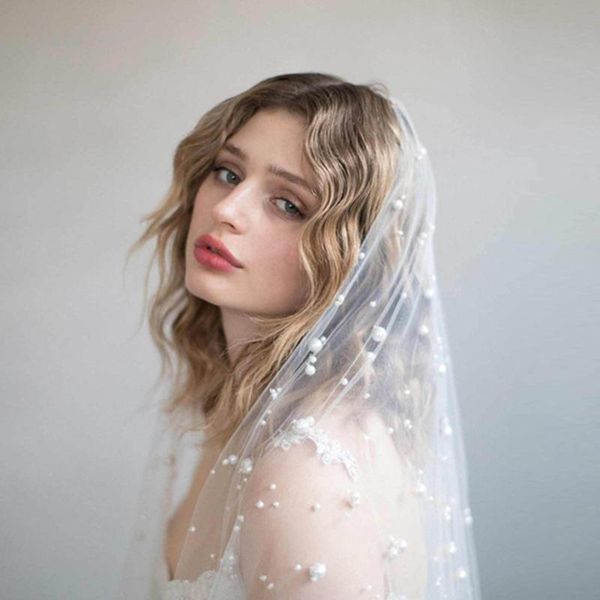 bridal veils tanpell elegant one-layer pearl beading cut edge wedding veil fingertip, Black
bridal veils tanpell elegant one-layer pearl beading cut edge wedding veil fingertip, Black