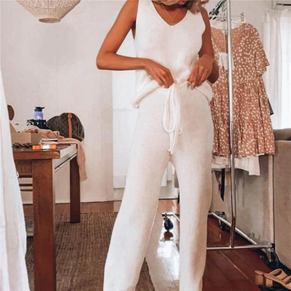 women's vests haleychan 2021 fashion simple pure color sleeveless knitted sweater suit vest + pants korean runway set, Black;white
women's vests haleychan 2021 fashion simple pure color sleeveless knitted sweater suit vest + pants korean runway set, Black;white