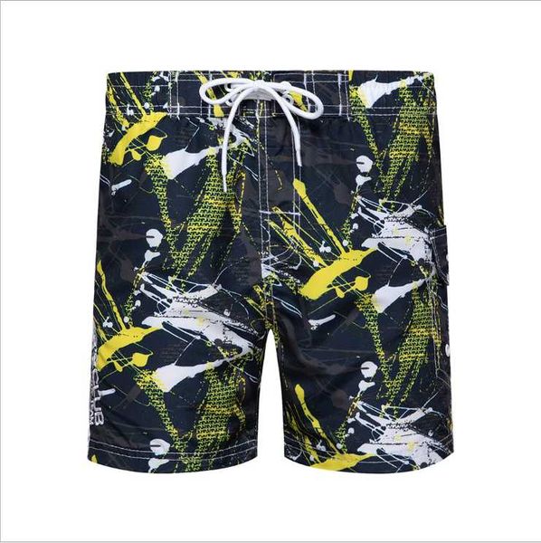 men's shorts beach pants floral five-point sports loose color matching pattern tide 8, White;black
men's shorts beach pants floral five-point sports loose color matching pattern tide 8, White;black