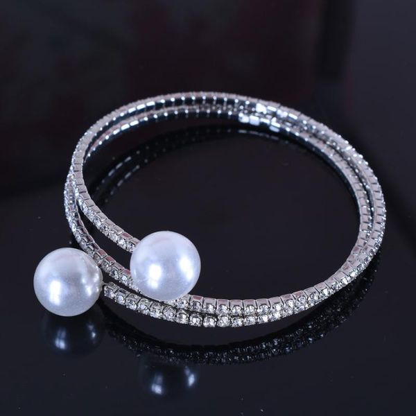 tennis high-quality rhinestone pearl multilayer bracelet winding multi-row claw accessories, Golden;silver
tennis high-quality rhinestone pearl multilayer bracelet winding multi-row claw accessories, Golden;silver