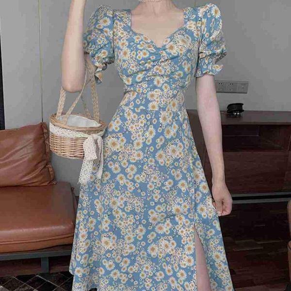 casual dresses 2021 floral dress female summer gentle wind design neck sundress split sleeve skirt sense long square puff e6q7, Black;gray
casual dresses 2021 floral dress female summer gentle wind design neck sundress split sleeve skirt sense long square puff e6q7, Black;gray