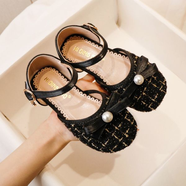 70% off factory online cute bow fashion children's shoes new korean round head one-way belt buckle soft sole single princess, Black
70% off factory online cute bow fashion children's shoes new korean round head one-way belt buckle soft sole single princess, Black