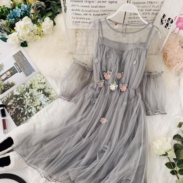 casual dresses women mesh o-neck long sleeve gauze ladies floral appliques elegant voile princess knee-length es bl58, Black;gray
casual dresses women mesh o-neck long sleeve gauze ladies floral appliques elegant voile princess knee-length es bl58, Black;gray
