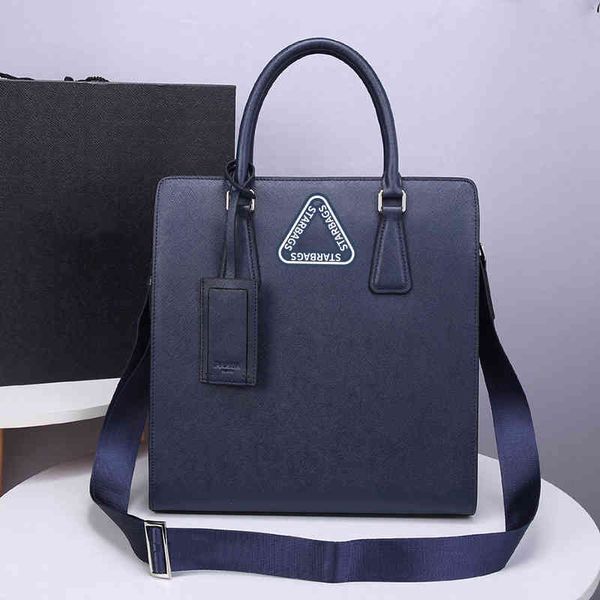 purses new men's hand single shoulder vertical portable business bag briefcase belt box
purses new men's hand single shoulder vertical portable business bag briefcase belt box