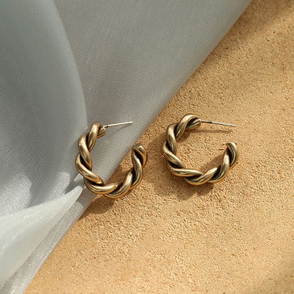 70% off luxury jewelry antique technology, simple and generous temperament c-shaped mahua s925 silver needle earrings, female, Golden;silver
70% off luxury jewelry antique technology, simple and generous temperament c-shaped mahua s925 silver needle earrings, female, Golden;silver