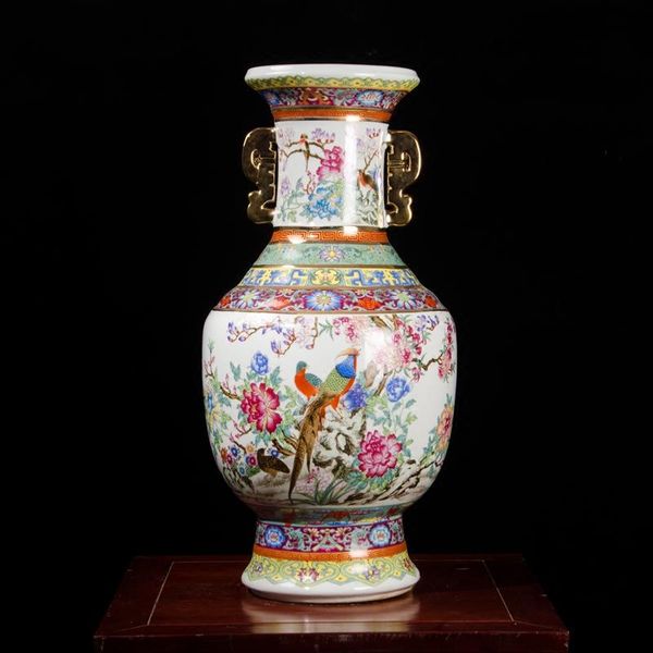 vases 60cm jingdezhen imitation of qianlong year gold pastel flower and bird two ears vase antique living room decoration ceramic
vases 60cm jingdezhen imitation of qianlong year gold pastel flower and bird two ears vase antique living room decoration ceramic