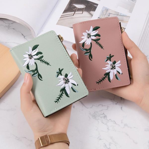purse korean version small wallet women's short embroidery flower zipper simple student zero thin multi card fashion money girl, White
purse korean version small wallet women's short embroidery flower zipper simple student zero thin multi card fashion money girl, White