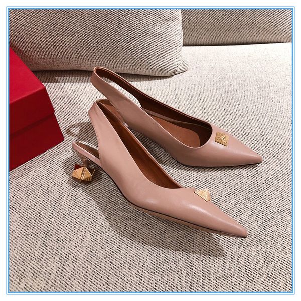 women sandals slippers luxurys designers sandals genuine leather girl slides sandalias with heels party wedding dress size 35-39 with box, Black
women sandals slippers luxurys designers sandals genuine leather girl slides sandalias with heels party wedding dress size 35-39 with box, Black