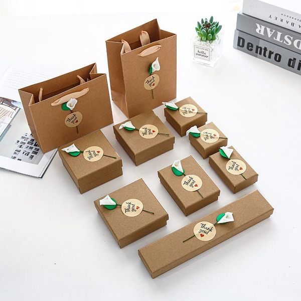 horseshoe flower kraft gift box jewelry ring necklace bracelets earring packaging boxes display storage packing wrap
horseshoe flower kraft gift box jewelry ring necklace bracelets earring packaging boxes display storage packing wrap