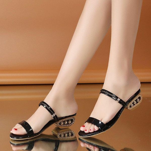 sandals 2021 crystal gladiator fashion bling square heels platform beach casual gold shoes woman, Black
sandals 2021 crystal gladiator fashion bling square heels platform beach casual gold shoes woman, Black