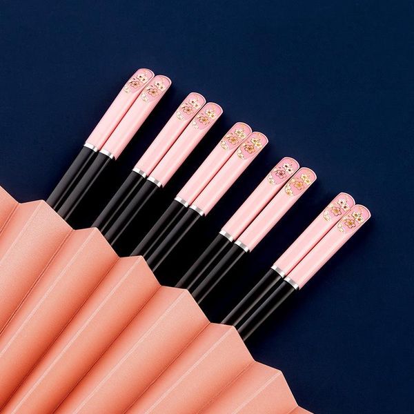 chopsticks balleenshiny 5 pairs of creative girl heart personality alloy household high-quality high-temperature
chopsticks balleenshiny 5 pairs of creative girl heart personality alloy household high-quality high-temperature