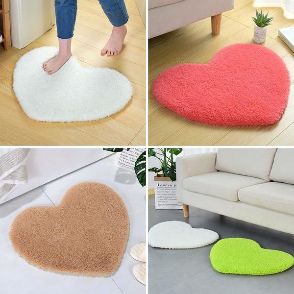 creative heart shaped soft plush carpet water absorbent non-slip bathroom rug floor mat kitchen mat for living room decor
creative heart shaped soft plush carpet water absorbent non-slip bathroom rug floor mat kitchen mat for living room decor
