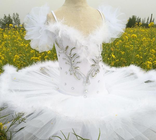 stage wear 2021 children white swan lake ballet costume kids dress professional tutu pancake girls feather ballerine skirts, Black;red
stage wear 2021 children white swan lake ballet costume kids dress professional tutu pancake girls feather ballerine skirts, Black;red