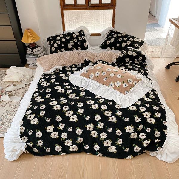 bedding sets wool velvet jacquard fleece princess set shaggy soft waxy sheep cashmere daisy duvet cover quilt bed comforter
bedding sets wool velvet jacquard fleece princess set shaggy soft waxy sheep cashmere daisy duvet cover quilt bed comforter