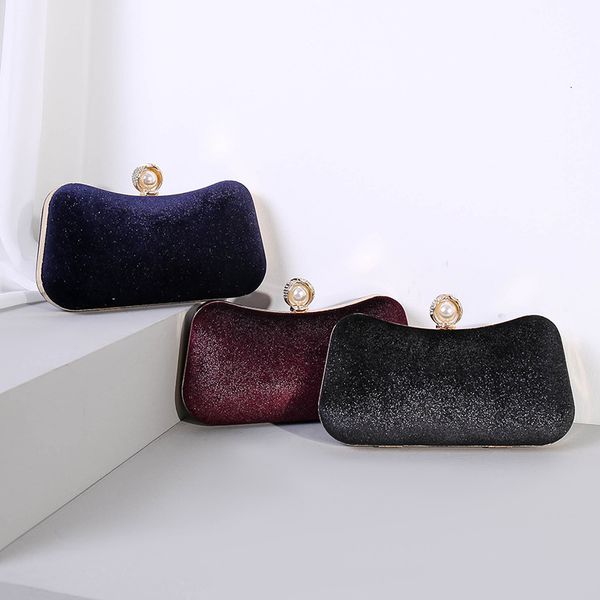 evening bag wind hand velvet gilded celebrity dinner cheongsam
evening bag wind hand velvet gilded celebrity dinner cheongsam