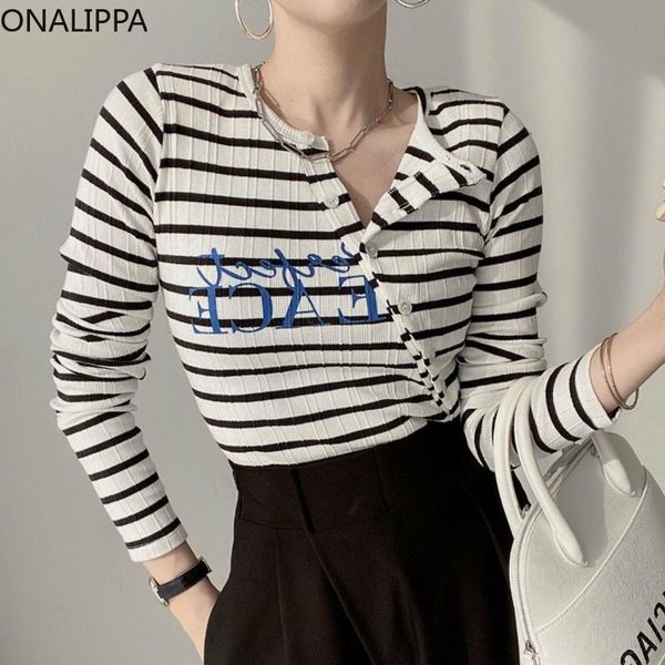 women's t-shirt onalippa korea ins niche round neck beveled single-breasted slim letter printing long sleeve striped women bottoming to, White
women's t-shirt onalippa korea ins niche round neck beveled single-breasted slim letter printing long sleeve striped women bottoming to, White