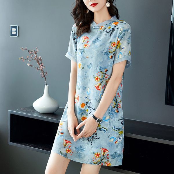 luxury cheongsam 72839 summer chine style coil buckle fashion mulberry silk improved cheongsam drs a-shaped skirt, Blue;red
luxury cheongsam 72839 summer chine style coil buckle fashion mulberry silk improved cheongsam drs a-shaped skirt, Blue;red