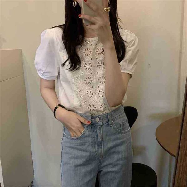 white hollow out loose high waist hook flowers femme summer casual clothe elegance sweet girls shirts 210525
white hollow out loose high waist hook flowers femme summer casual clothe elegance sweet girls shirts 210525