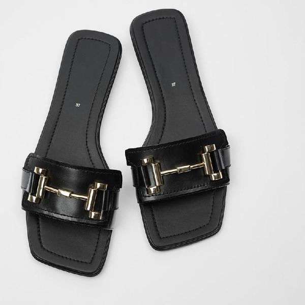 women slippers sandals 2021 summer black buckle leather flat with fashion outside lazy shoes
women slippers sandals 2021 summer black buckle leather flat with fashion outside lazy shoes