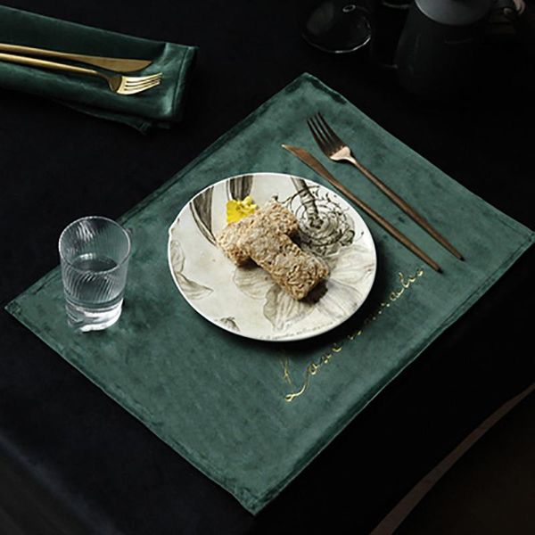 table runner velvet embroidered placemats modern nordic style western mat home food tablecloth insulation anti-scalding coasters
table runner velvet embroidered placemats modern nordic style western mat home food tablecloth insulation anti-scalding coasters