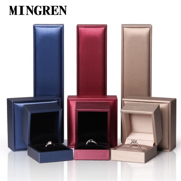 UHCI pu ring gold wire drawing pendant pendant bracelet pearl jewelry es treasure necklace jewelry packaging boxes packing box, Black;white
UHCI pu ring gold wire drawing pendant pendant bracelet pearl jewelry es treasure necklace jewelry packaging boxes packing box, Black;white
