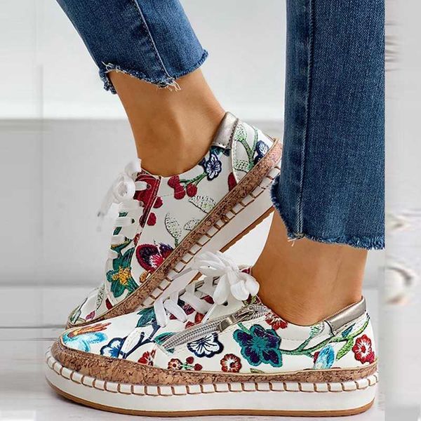 2021 women sneakers elegant floral printed lace up female flat shoes fashion round toe lady vulcanized shoes women casual shoes y0907, Black
2021 women sneakers elegant floral printed lace up female flat shoes fashion round toe lady vulcanized shoes women casual shoes y0907, Black