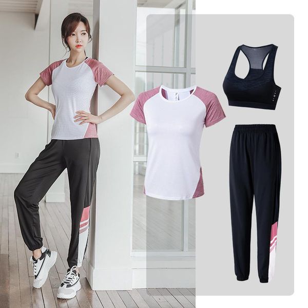 yoga outfit women's plus size sportwear 3pcs set breathable sport wear running workout quick-drying gym fitness cloting 2021 activewear
yoga outfit women's plus size sportwear 3pcs set breathable sport wear running workout quick-drying gym fitness cloting 2021 activewear