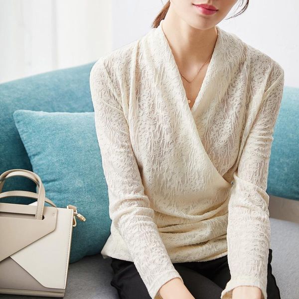 women's blouses & shirts jacquard perspective lace bottomed out with v neck long sleeve showing thin shirt women 2021 spring, White
women's blouses & shirts jacquard perspective lace bottomed out with v neck long sleeve showing thin shirt women 2021 spring, White