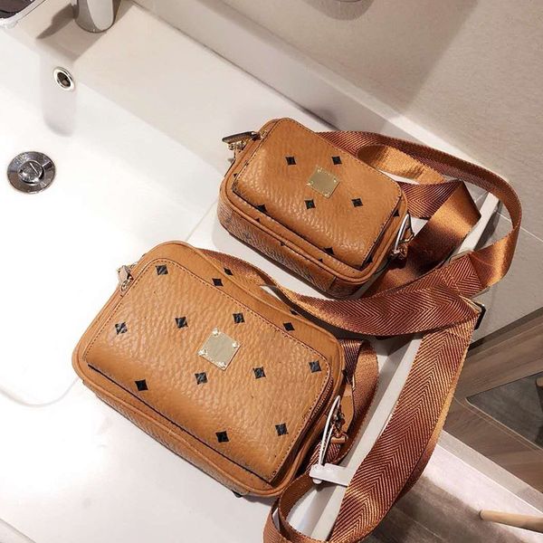 fashion designer bags shoulder bag for men and women messenger bag casual zipper wallet belt backpack coin purse
fashion designer bags shoulder bag for men and women messenger bag casual zipper wallet belt backpack coin purse