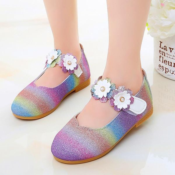 2021 new girl shoes fashion flowers soft bottom cute princess shoes baby girl sandals, Black;red
2021 new girl shoes fashion flowers soft bottom cute princess shoes baby girl sandals, Black;red