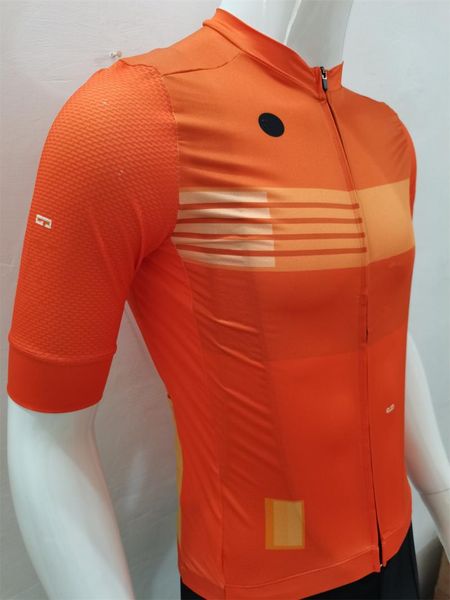 racing jackets 2021 summer short sleeve cycling jersey quick-drying breathable bicycle clothing 2 color in stock, Black;red
racing jackets 2021 summer short sleeve cycling jersey quick-drying breathable bicycle clothing 2 color in stock, Black;red