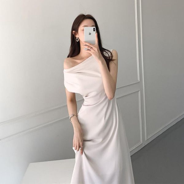 casual dresses summer designer solid dress women french chic party midi female office lady teatime wear korean one-piece 2021, Black;gray
casual dresses summer designer solid dress women french chic party midi female office lady teatime wear korean one-piece 2021, Black;gray