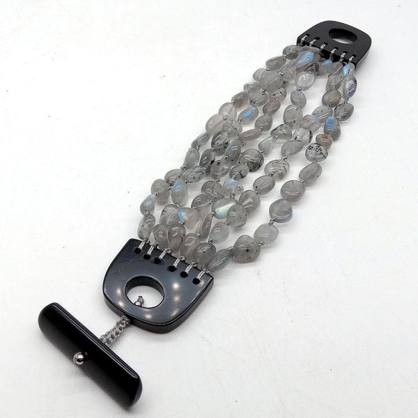 yygem 8 strands natural labradorite orm bracelet semi prescious stone onyx clasp 9", Golden;silver
yygem 8 strands natural labradorite orm bracelet semi prescious stone onyx clasp 9", Golden;silver