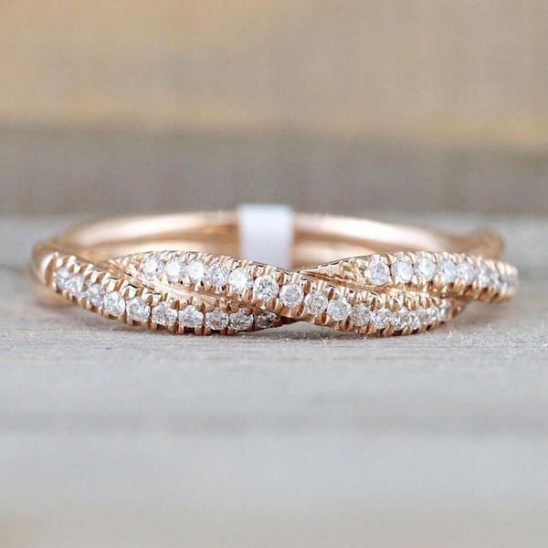 wedding rings modyle 2021 women twisted shape engagement ring stacking matching band anniversary romantic, Slivery;golden
wedding rings modyle 2021 women twisted shape engagement ring stacking matching band anniversary romantic, Slivery;golden