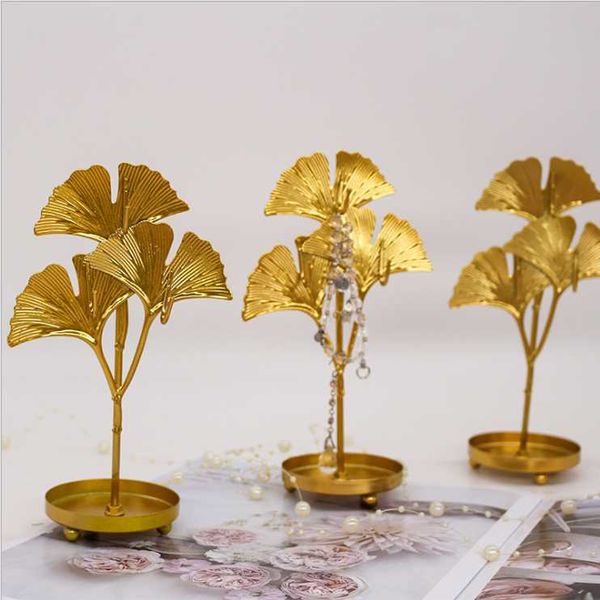 1pcs/set 4 models gold colors creative mini european metal necklace earrings jewelry display stand home storage decoration other decor
1pcs/set 4 models gold colors creative mini european metal necklace earrings jewelry display stand home storage decoration other decor