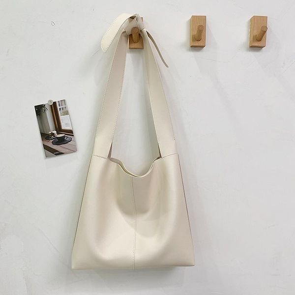 evening bags fashion designer shoulder retro casual women totes shopping bag female leather white large handbag for 2021
evening bags fashion designer shoulder retro casual women totes shopping bag female leather white large handbag for 2021
