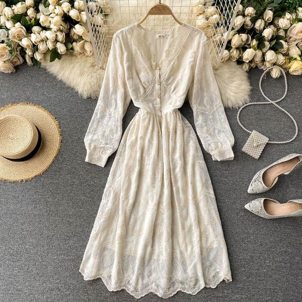 casual dresses french romance lace dress women sweet floral embroidery high waist long sleeve v-neck a-line party spring autumn, Black;gray
casual dresses french romance lace dress women sweet floral embroidery high waist long sleeve v-neck a-line party spring autumn, Black;gray