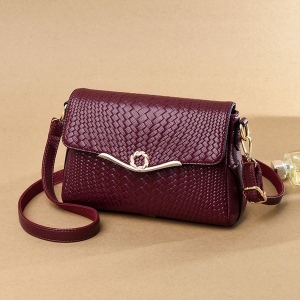 evening bag women's 2021 fashion texture soft leather embossed portable small square popular one shoulder messenger
evening bag women's 2021 fashion texture soft leather embossed portable small square popular one shoulder messenger