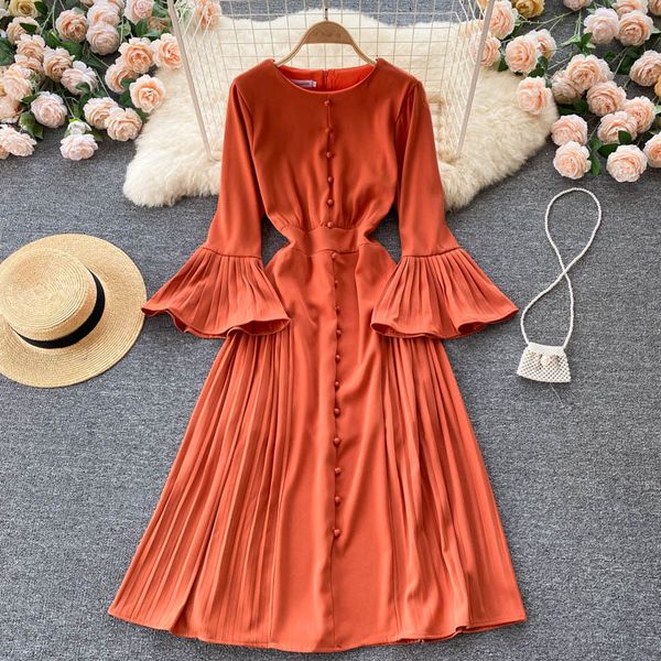 casual dresses singiny korean female fashion dress plied with burnt neck casual line elegant autumn streetwear long xute, Black;gray
casual dresses singiny korean female fashion dress plied with burnt neck casual line elegant autumn streetwear long xute, Black;gray