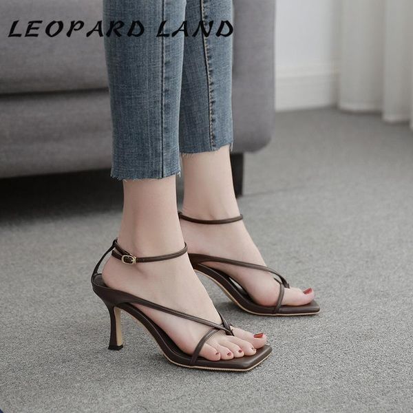 2021 summer square head wild word belt high-heeled women's shoes thin clip-toe roman sandals cwf, Black
2021 summer square head wild word belt high-heeled women's shoes thin clip-toe roman sandals cwf, Black