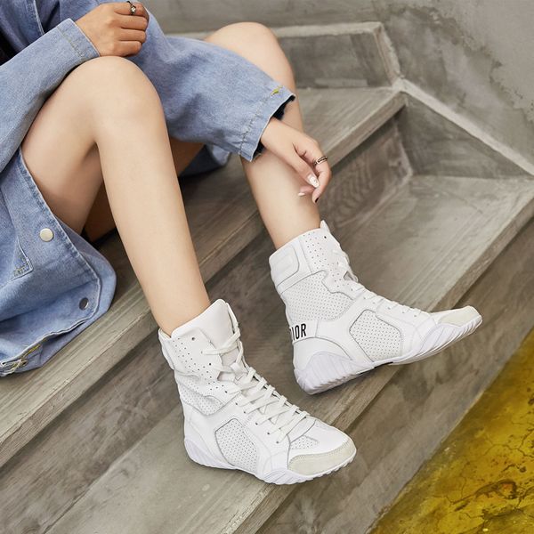 autumn and winter middle women's boots letter flat bottom psh sports versatile fashion casual knight, Black
autumn and winter middle women's boots letter flat bottom psh sports versatile fashion casual knight, Black