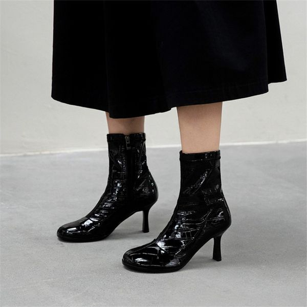 winter boots women ankle round toe side zipper stiletto for fashion pure color high heeled shoes 210507, Black
winter boots women ankle round toe side zipper stiletto for fashion pure color high heeled shoes 210507, Black